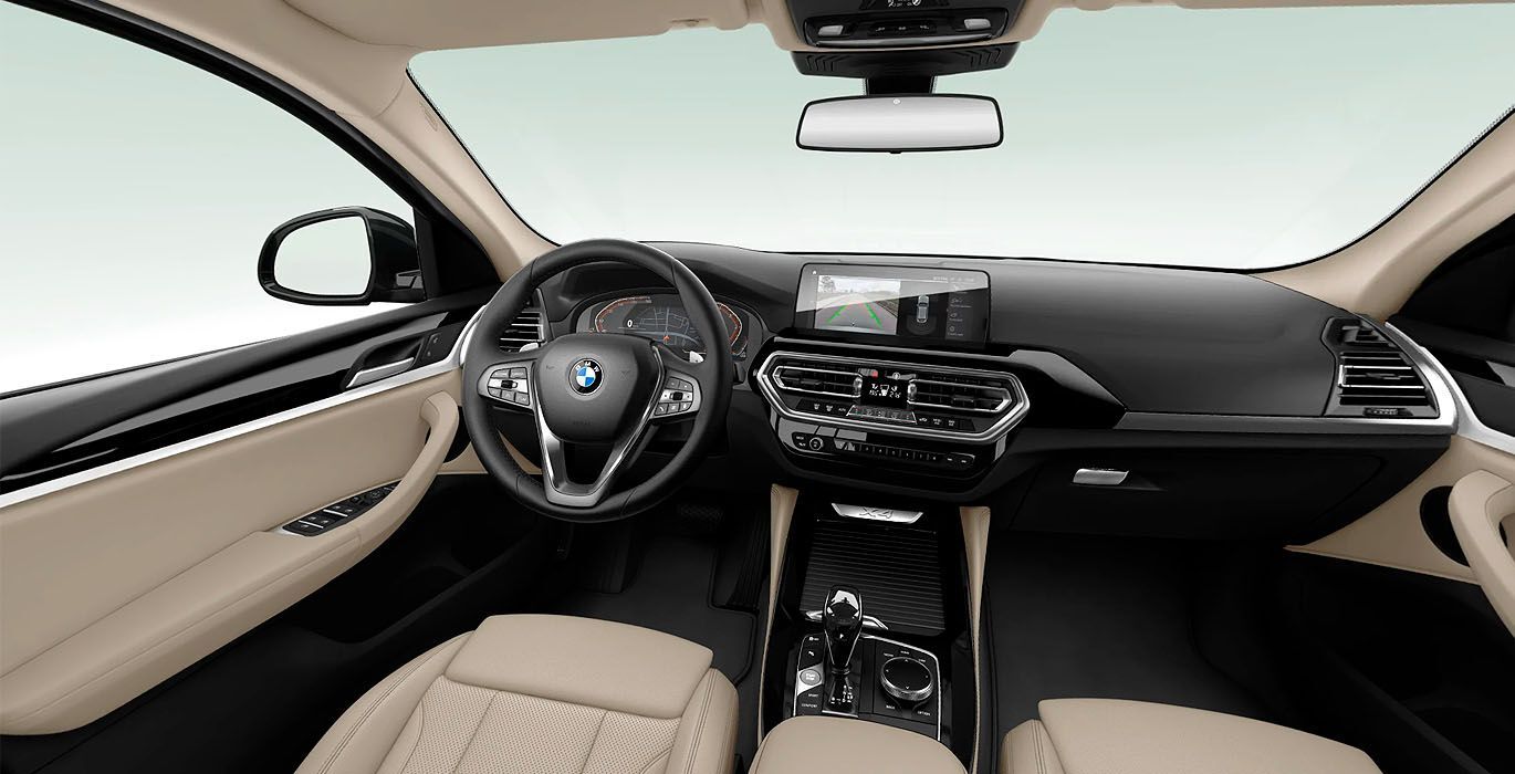Renting BMW X4 xDrive20d xLine