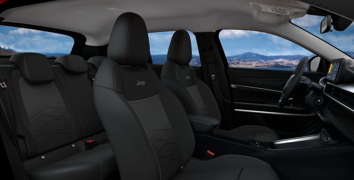 Renting JEEP AVENGER E-HYBRID ALTITUDE