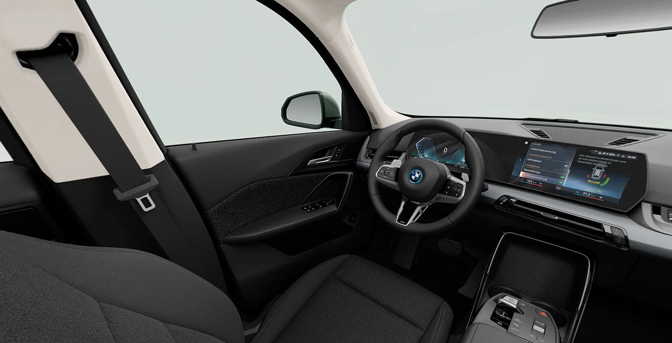 Renting BMW X1 xDrive 25e