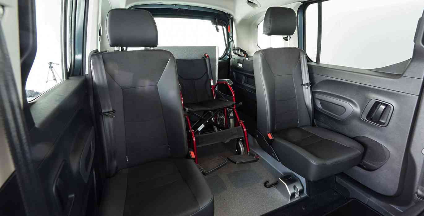 Renting Citroen Berlingo Talla M BlueHDi 100 YOU L1 N1 Adaptado