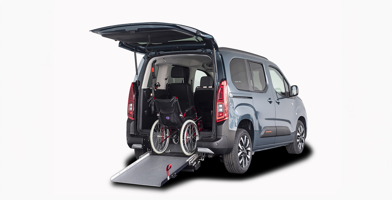 Renting Citroen Berlingo Talla XL BlueHDi 100 YOU L2 N1 Adaptado