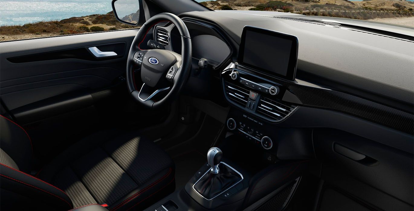 Renting FORD Kuga ST-Line 1.5 EcoBlue RM