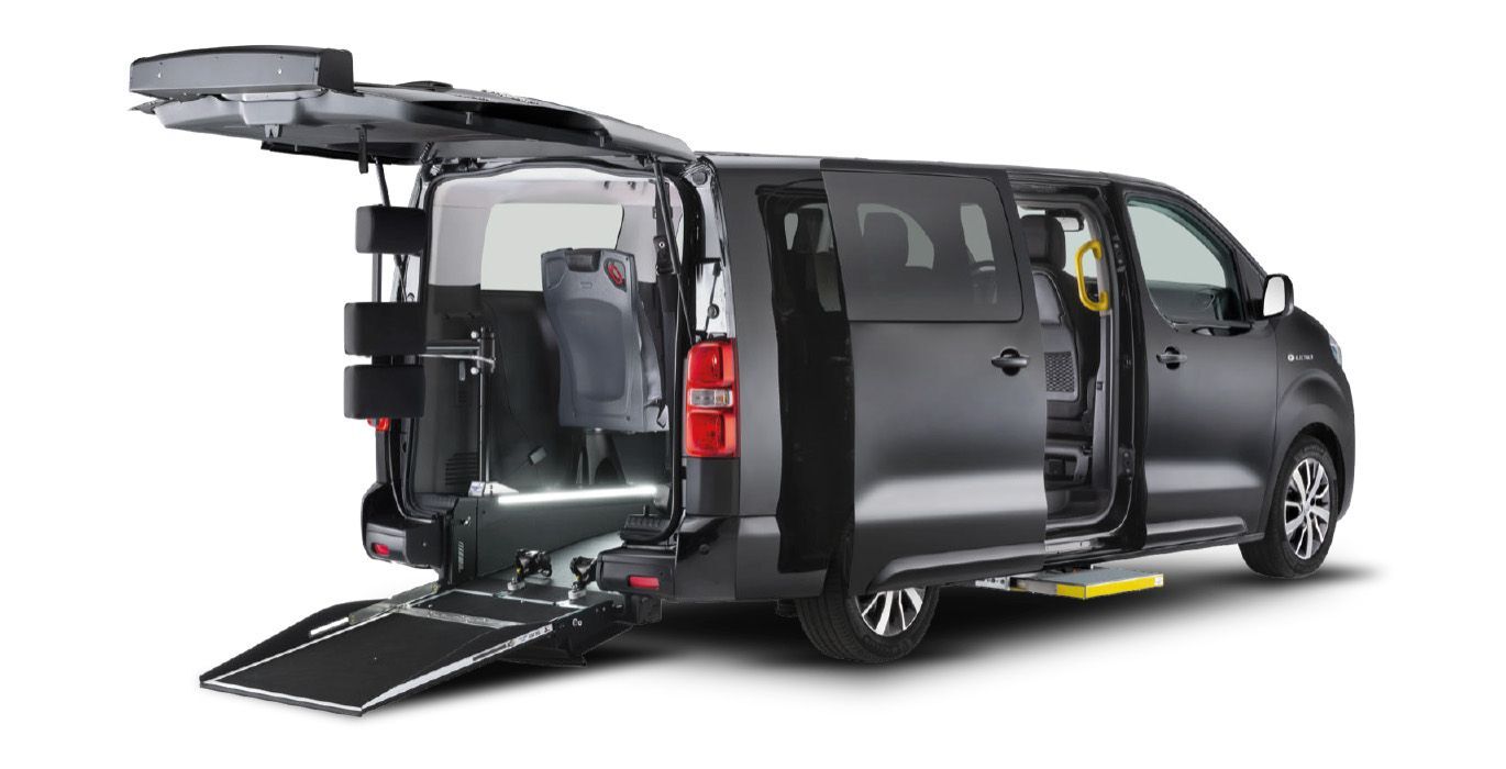 Renting Toyota Proace Verso Shuttle VX Plus (Adaptado 2M)