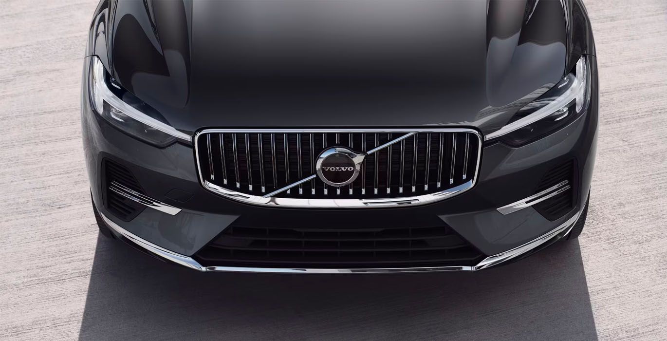 Renting VOLVO XC60 2.0 T6 AWD Recharge Core Aut