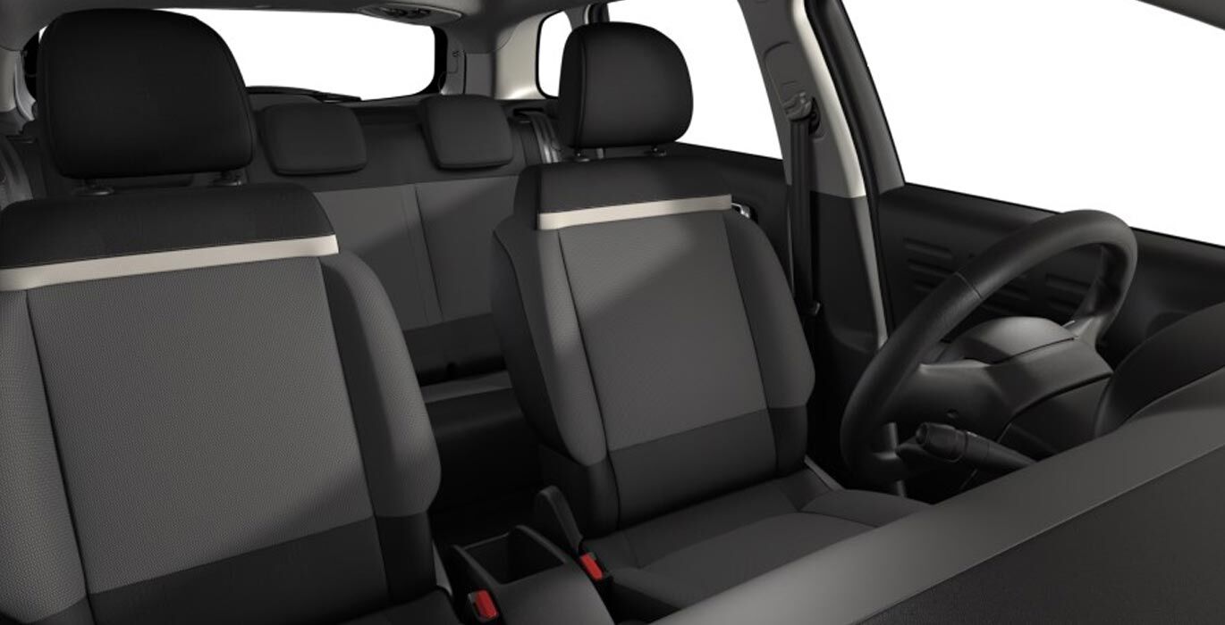 Renting CITROEN C3 Aircross Feel Pack BlueHDI