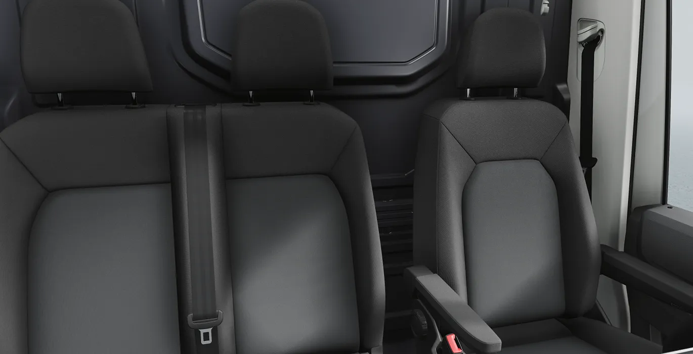 Renting Volkswagen Crafter 35 Furgón BL TA L4H3 2.0 TDI 103kW (140CV) – ISOTERMO