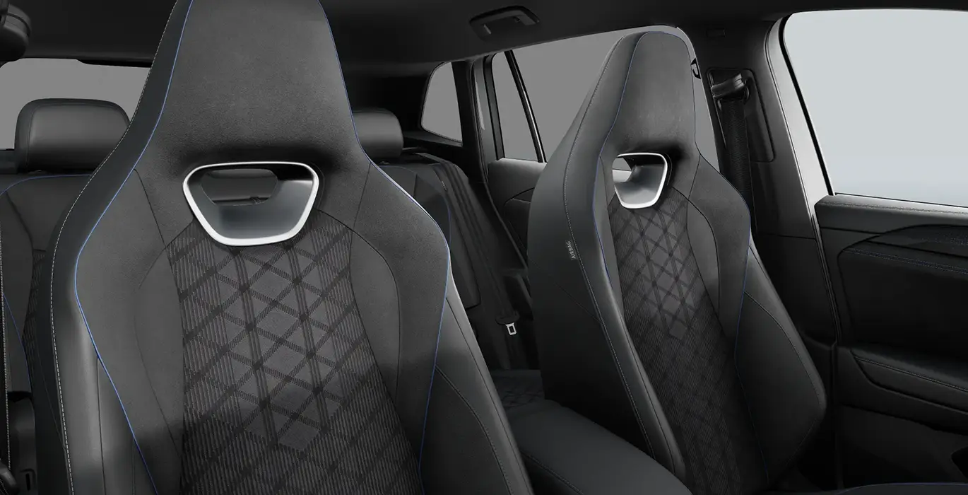 Volkswagen-Tiguan-R-Line-1.5-eTSI-110kW-DSG-interior-delantera-II.webp