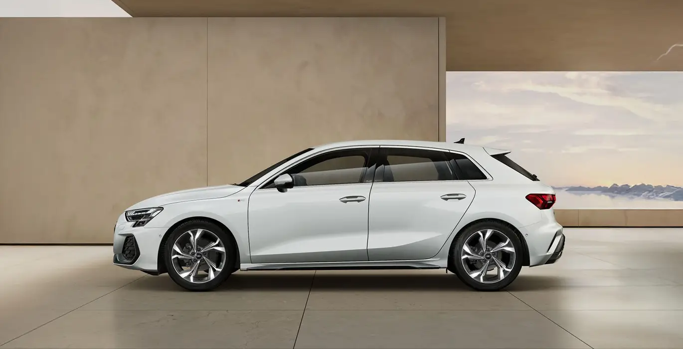 AUDI-A3-Sportback-S-Line-TFSIe-150kW-S-Tronic-lateral.webp
