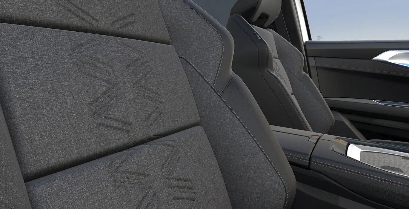 RENAULT-ESPACE-TECHNO-E-TECH-FULL-HYBRID-200CV-interior-delantera-II.webp