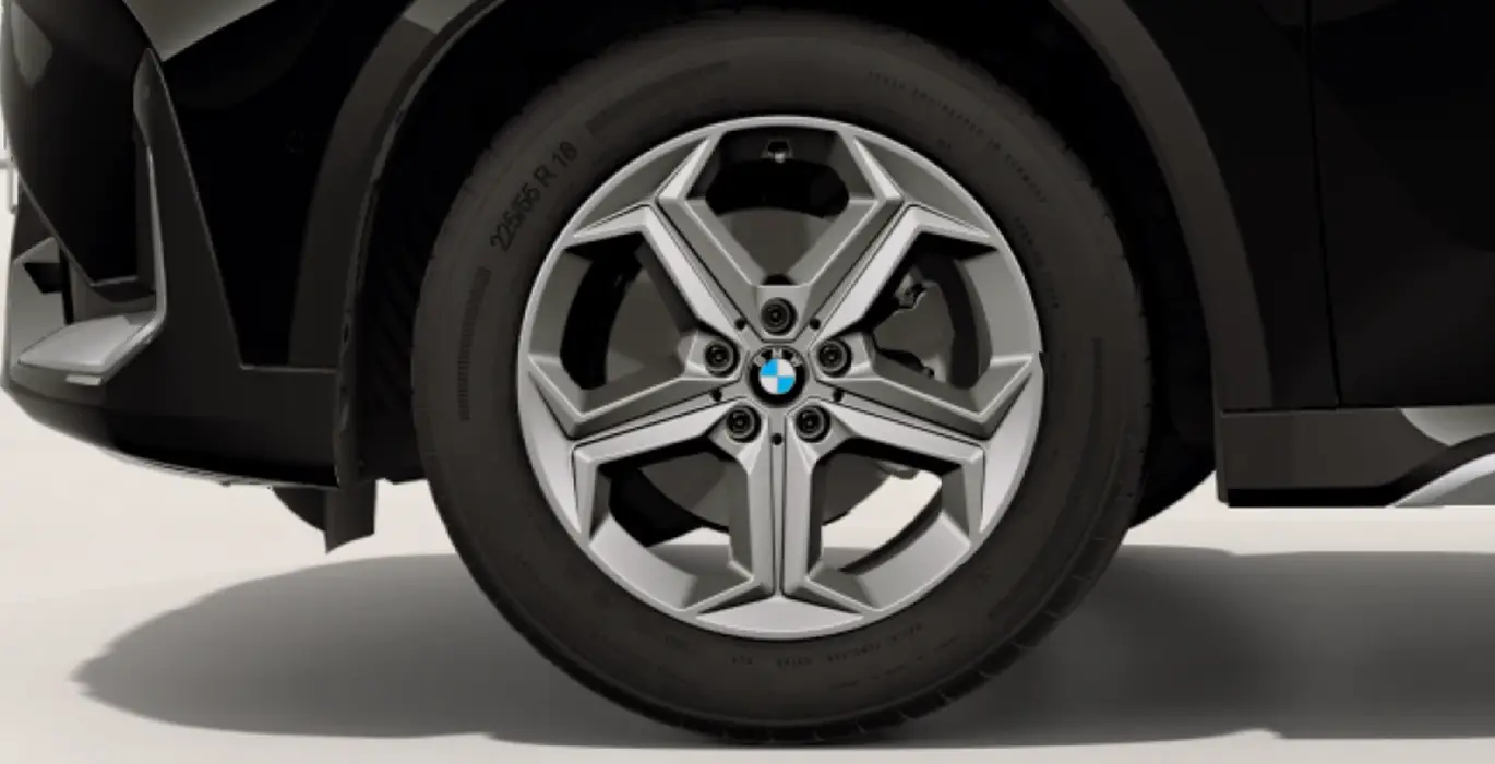 Renting BMW X1 sDrive20d xLine 120kW