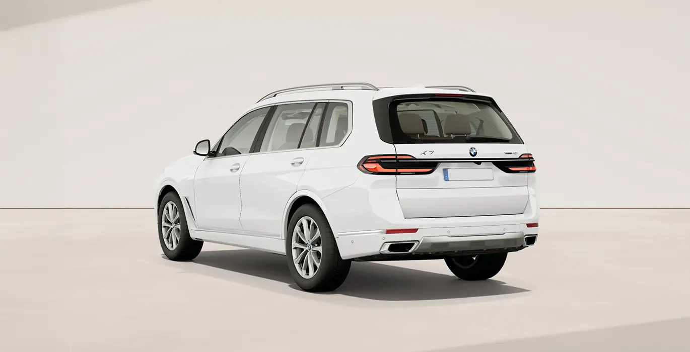 Renting BMW X7 xDrive40i