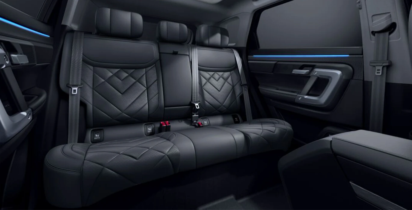 Jaecoo-7-HEV-Pure-1.5-TGDI-165kW-224CV-1DHT-FWD-interior-trasera.webp