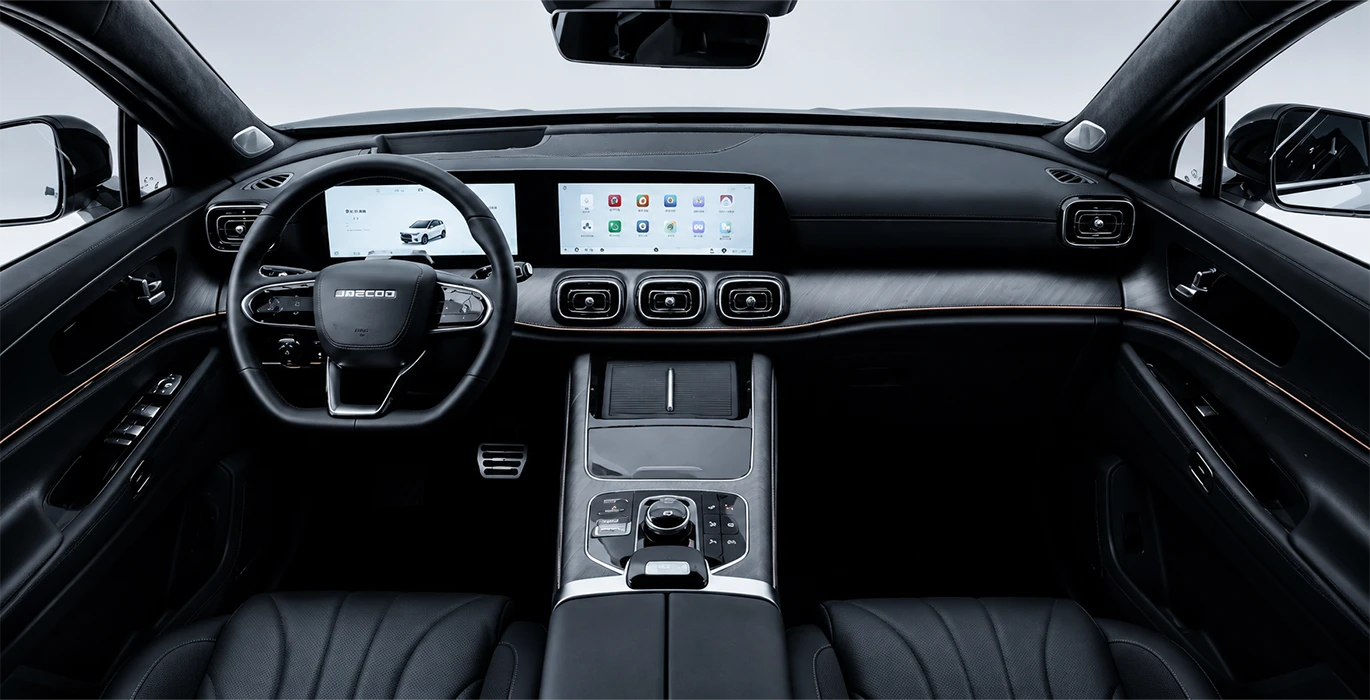 Jaecoo-8-PHEV-Exclusive-1.5-TGDI-3DHT-AWD-7p.-interior-delantera.webp