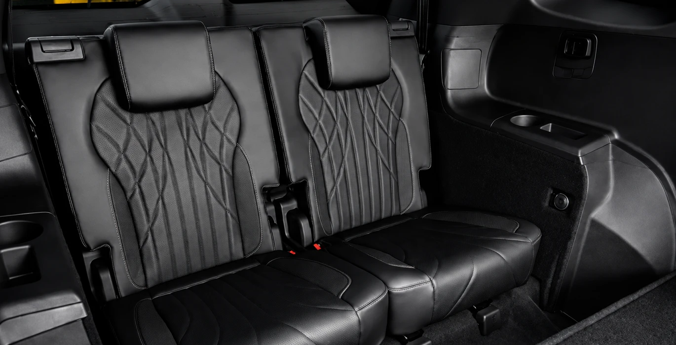 Jaecoo-8-PHEV-Exclusive-1.5-TGDI-3DHT-AWD-7p.-interior-trasera.webp