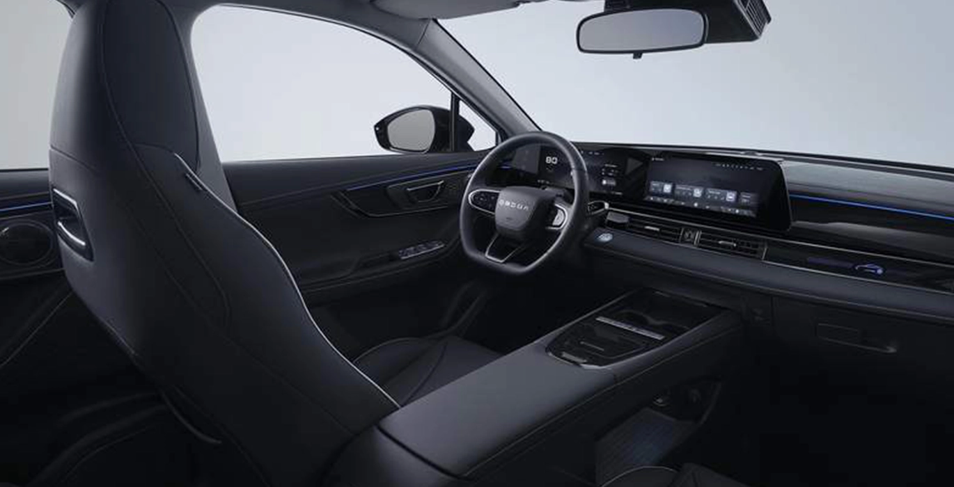 Omoda-5-EV-61kWh-Pure-155kW-interior-delantera-II.webp