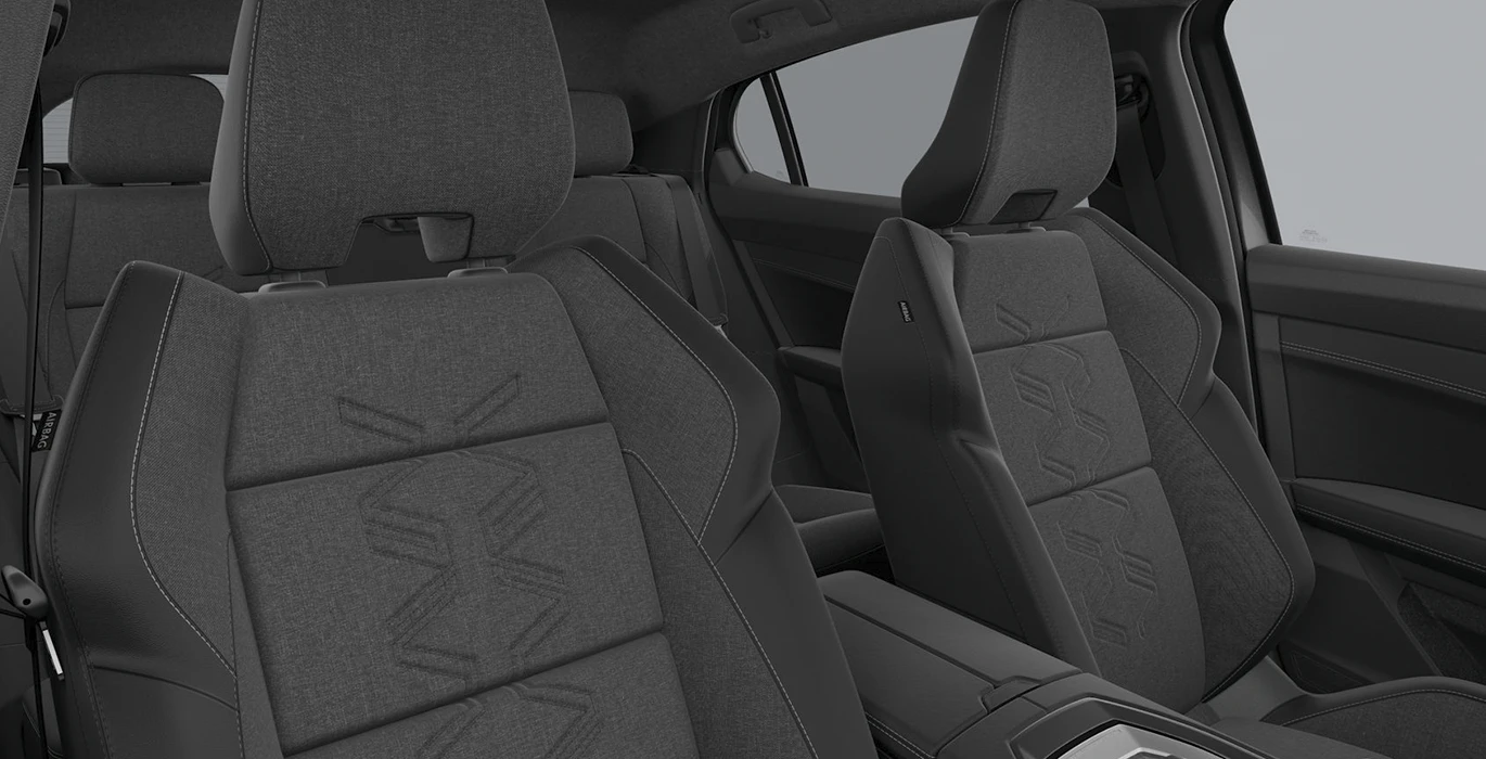 Renting RENAULT RAFALE TECHNO E-TECH FULL HYBRID 200CV