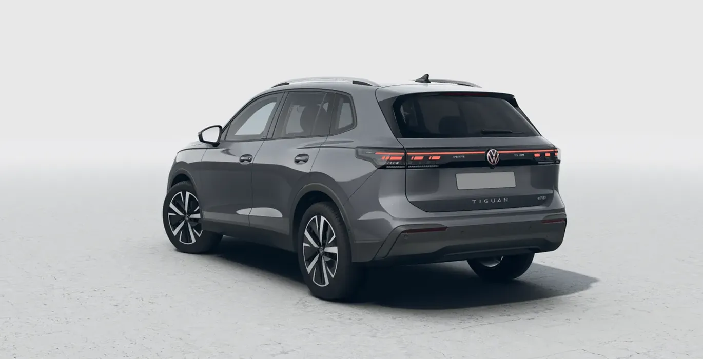 Volkswagen-Tiguan-Mas-1.5-eTSI-DSG-trasera-gris.webp