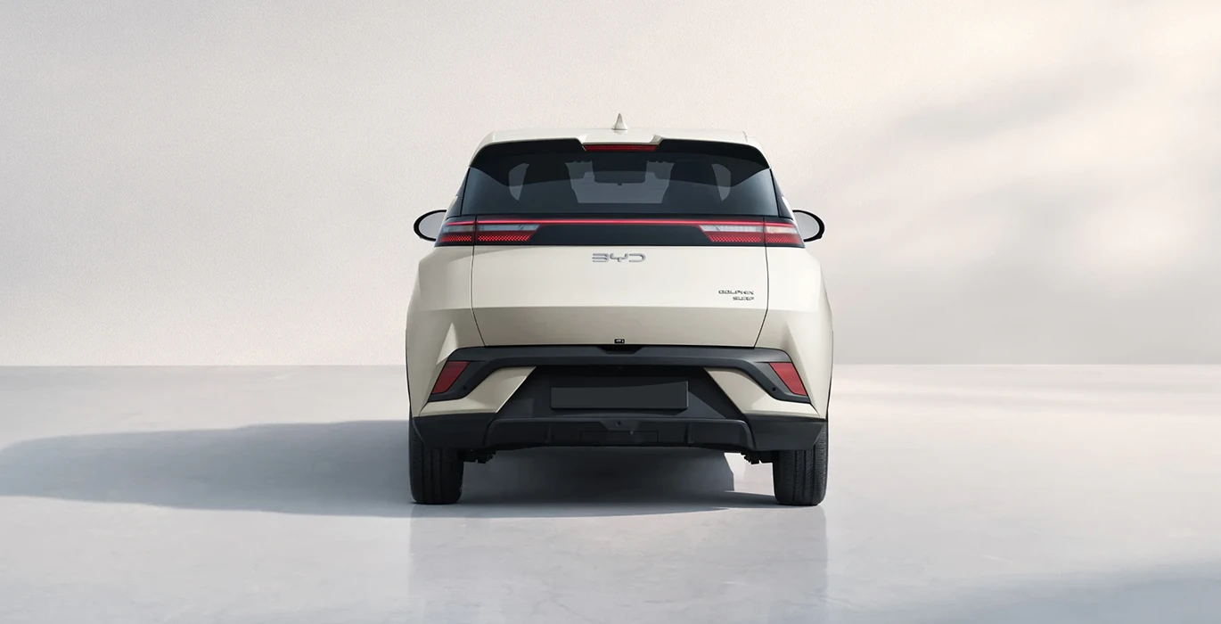BYD-Dolphin-Surf-Boost-trasera.webp