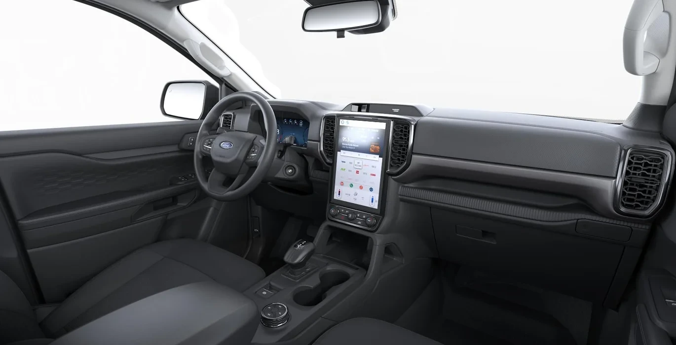 Ford-Ranger-XLT-Doble-Cabina-3.0-EcoBlue-240CV-interior-delantera-II.webp