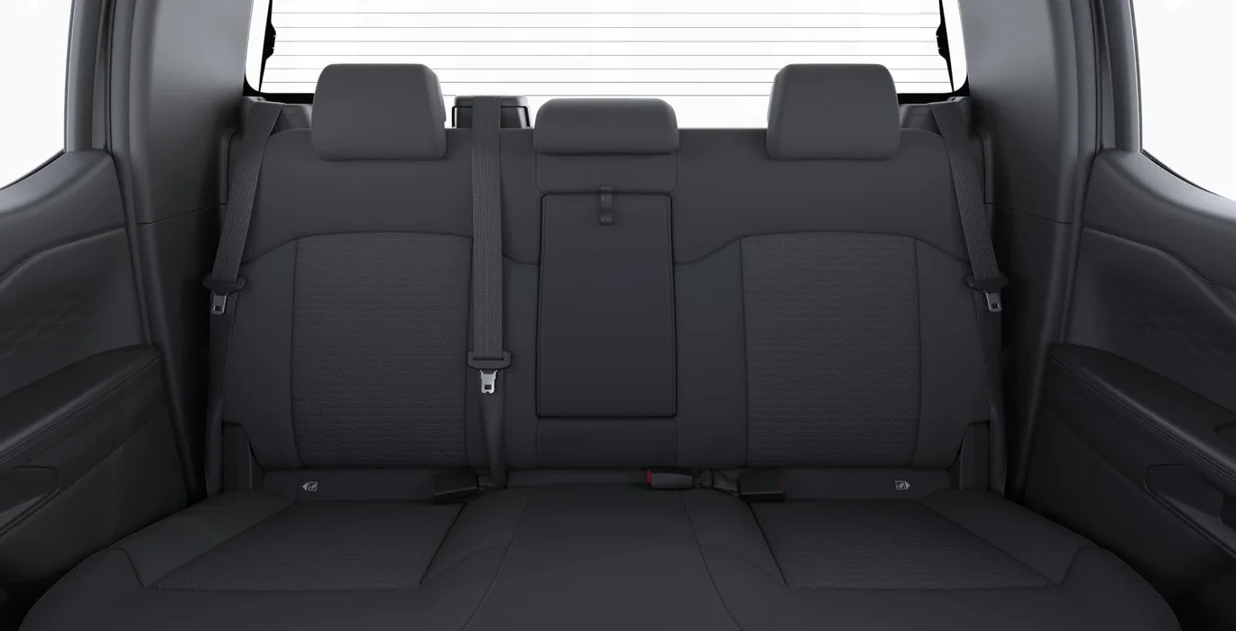 Ford-Ranger-XLT-Doble-Cabina-3.0-EcoBlue-240CV-interior-trasera.webp