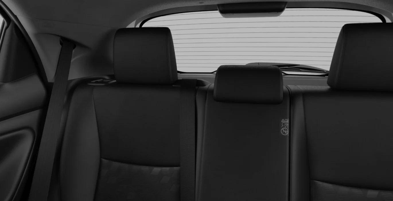 Mazda-2-Hybrid-1.5-85kW-116CV-CVT-Centre-Line-interior-trasera.webp
