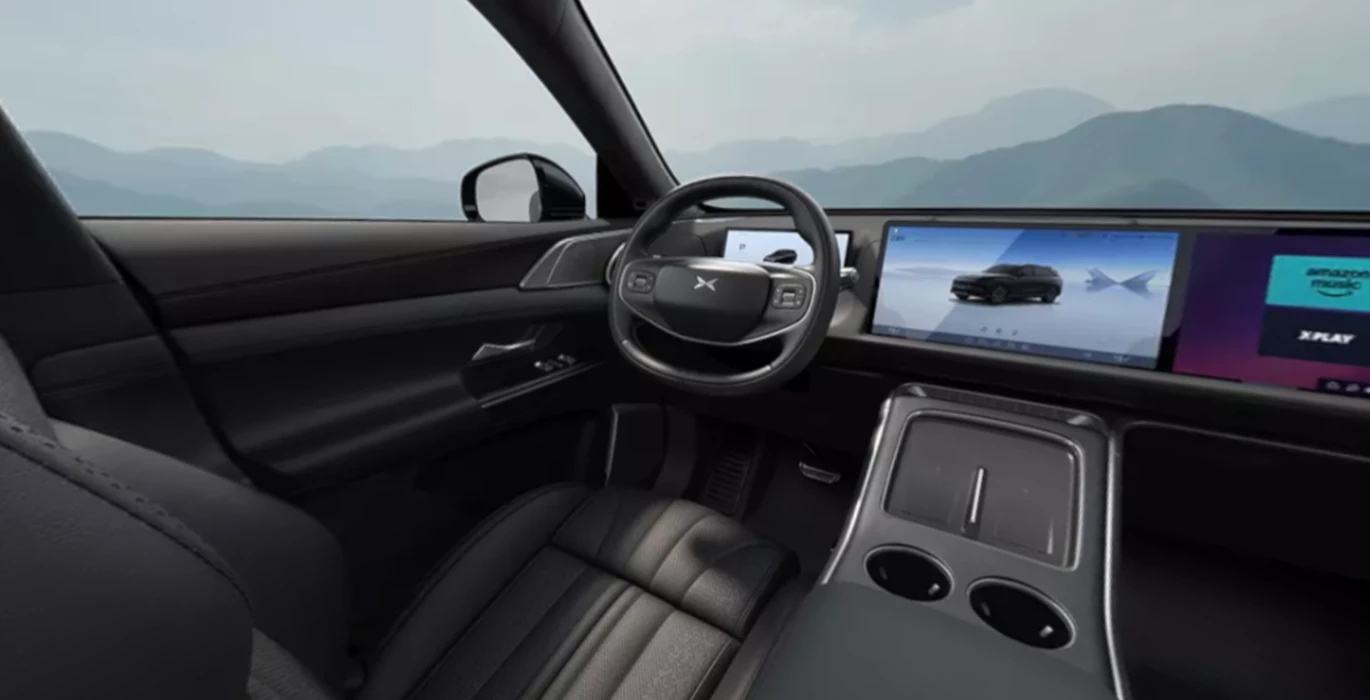 XPENG-G9-RWD-Long-Range-interior-delantera.webp